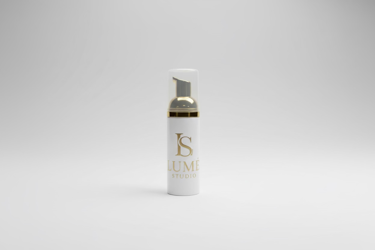 Lash shampoo